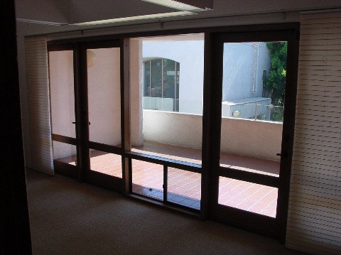 Building C balcony inside